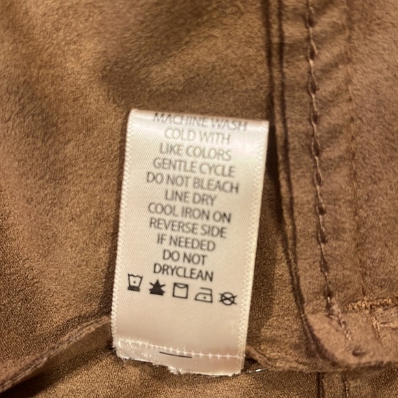 COPY - Faux Suede Draped Jacket
MAX STUDIO size XS - Picture 6 of 6